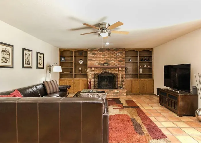 Bell - Living - Pool - Location - Events Holiday home Phoenix