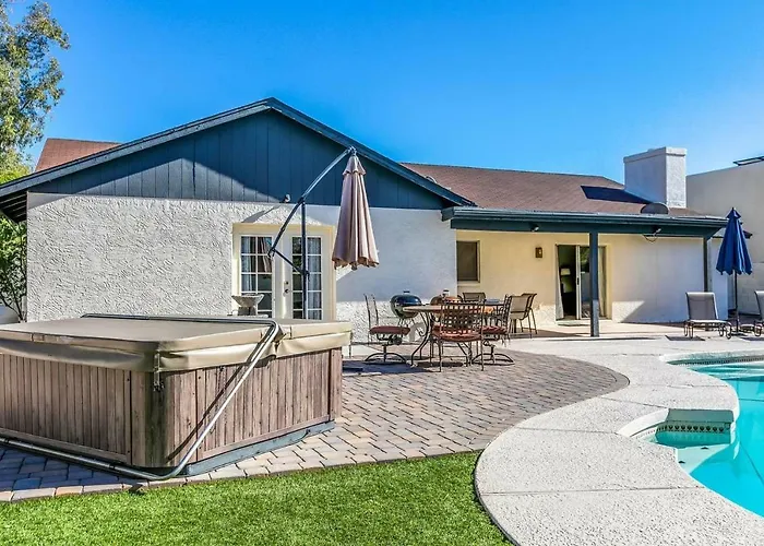 Bell - Living - Pool - Location - Events Holiday home Phoenix